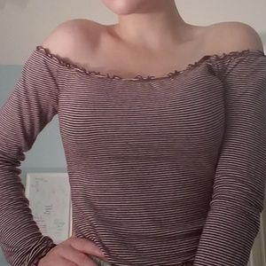 super cute off shoulder top with lettuce hem